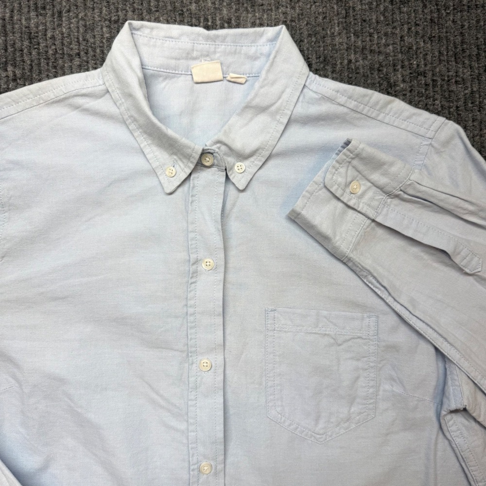 Gap Womens Large Light Blue Oxford Button Down Shirt Long Sleeve Cotton